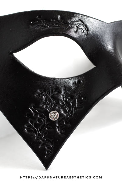 "Deep Abyss" Lucia Leather Mask