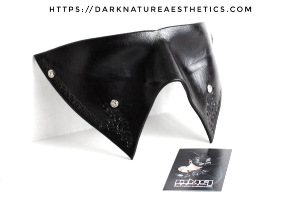 "Deep Abyss" Lysa Leather Blindfold