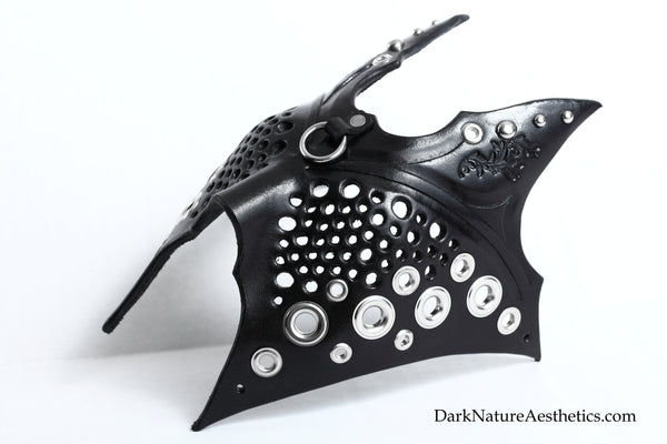 "Deep Abyss" Holy Evil Leather Mask