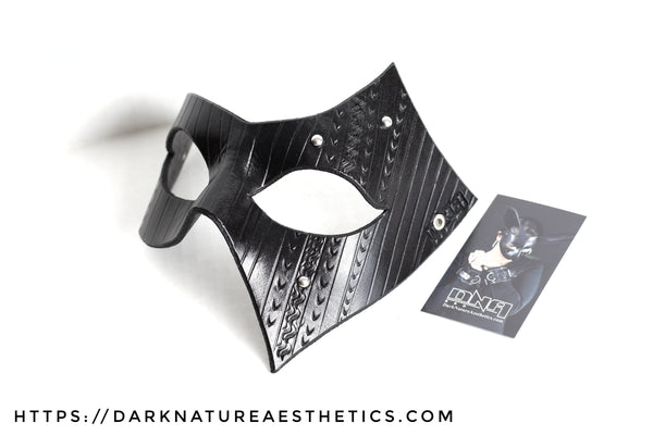 "Deep Abyss" Ardaric Asymmetric Leather Mask
